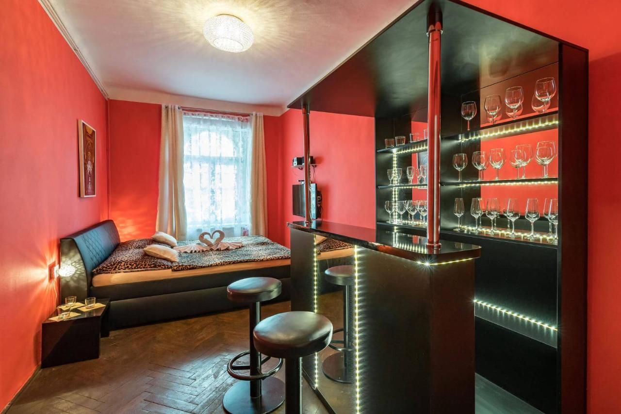 Apartman Exclusive Prague Whirlpool Exteriör bild