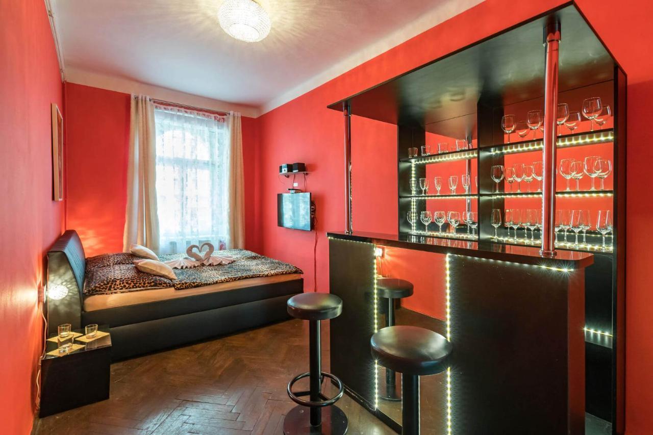 Apartman Exclusive Prague Whirlpool Exteriör bild